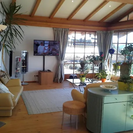 Chalet Hahnen Ferienwohnung Kirchberg in Tirol